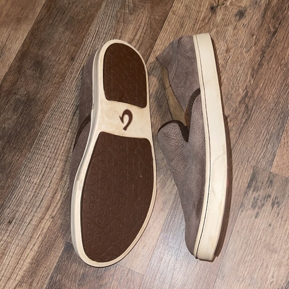 🌹OLUKAI LOAFERS - Picture 4 of 4